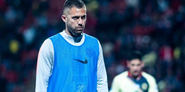 J&eacute;r&eacute;my M&eacute;nez confiesa que en M&eacute;xico se la pas&oacute; dormido