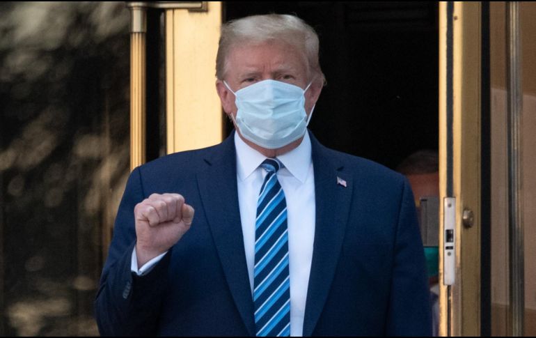 Trump fue diagnosticado con COVID-19 la semana pasada y estuvo hospitalizado de viernes a lunes. AFP/ARCHIVO