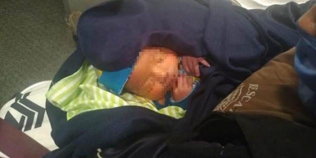 "Que Dios me perdone", abandonan a beb&eacute; dentro de una caja de pizza