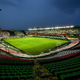 ¿Quién es Roberto Zermeño, empresario que desalojó el estadio de León?