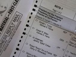 En total, un millón 371 mil 196 votos han sido enviados a las dependencias electorales de cada uno de los 67 condados de Florida (EU). AFP / Getty Images / J. Raedle