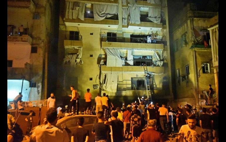 Varias personas resultaron heridas, y habitantes de edificios cercanos debieron ser evacuados. AFP