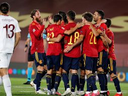 España es líder del Grupo 4 con 7 puntos tras empatar 1-1 contra Alemania y ganar 4-0 y 1-0 a Ucrania y Suiza, respectivamente. EFE / C. Moya