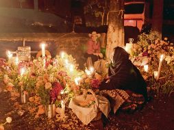 Día de Muertos. Toma un colorido muy especial en Michoacán. ESPECIAL