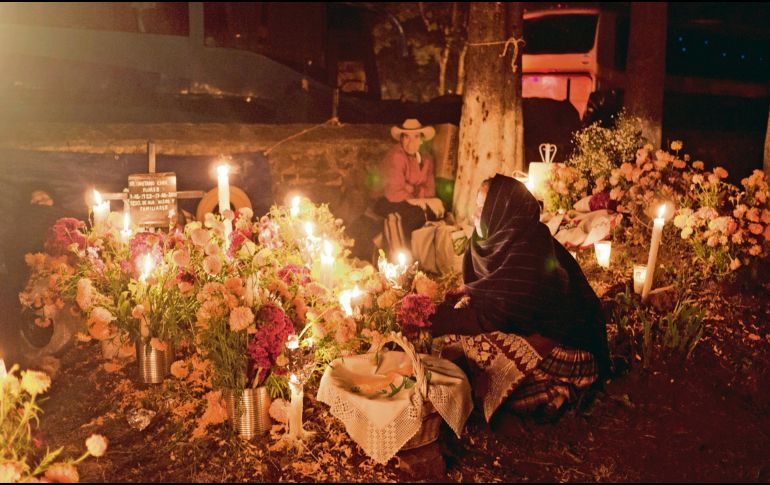 Día de Muertos. Toma un colorido muy especial en Michoacán. ESPECIAL