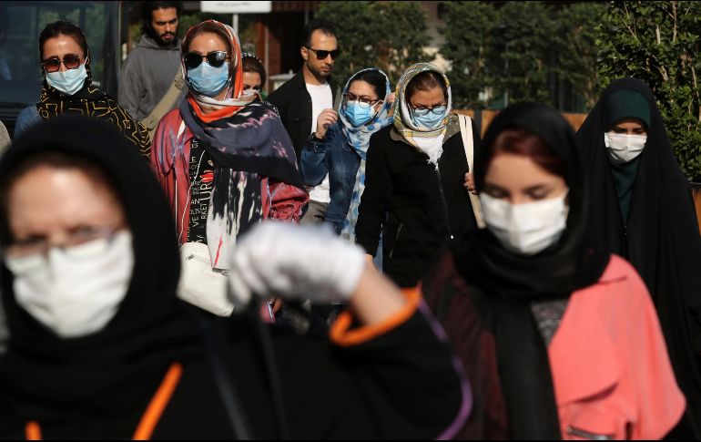 Irán ha tenido problemas para contener la expansión del virus entre su población, de 80 millones de personas. AP / E. Noroozi