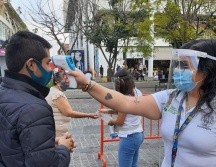 El Ayuntamiento de Guadalajara instaló alrededor de 19 filtros sanitarios en el primer cuadro de la ciudad. TWITTER@DelToroIsmael