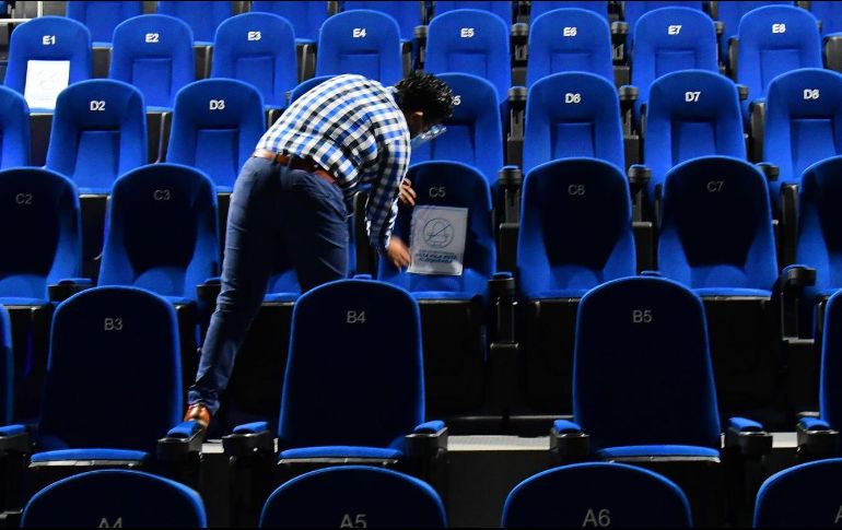 Algunos estudios han optado por relanzar sus películas para la proyección en los cines. EFE / ARCHIVO