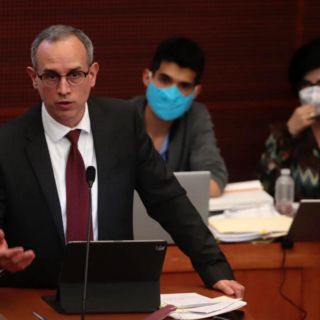 Suspenden comparecencia de López-Gatell por protestas de panistas