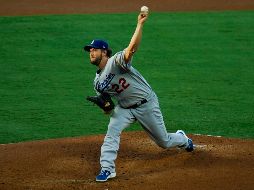 El as de Los Ángeles fue descartado para el duelo de este martes ante Braves de Atlanta debido a espasmos en la espalda. AP / ARCHIVO