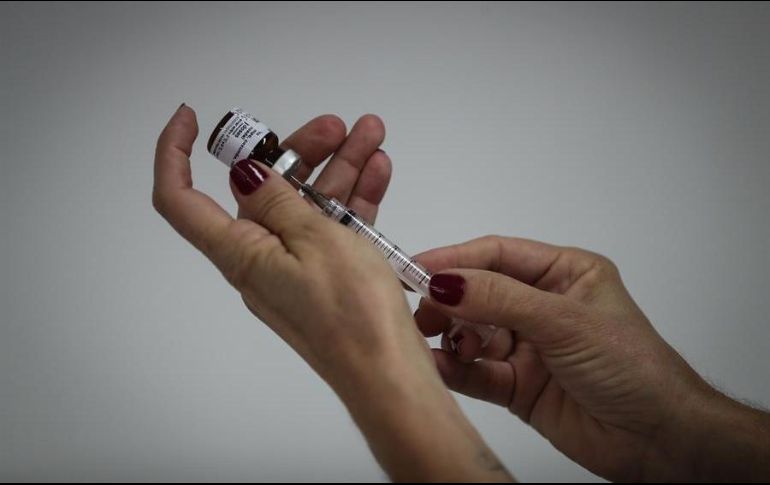 La vacuna Sputnik V, que está basada en adenovirus humanos, se encuentra en la fase III de pruebas. EFE/ARCHIVO