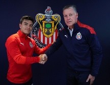 ''Tenemos 'Nene' hasta 2024'', publicó el Guadalajara en su cuenta oficial de Twitter. TWITTER / @Chivas