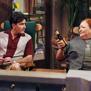 Fallece Conchata Ferrell, Berta en "Two and a Half Men"