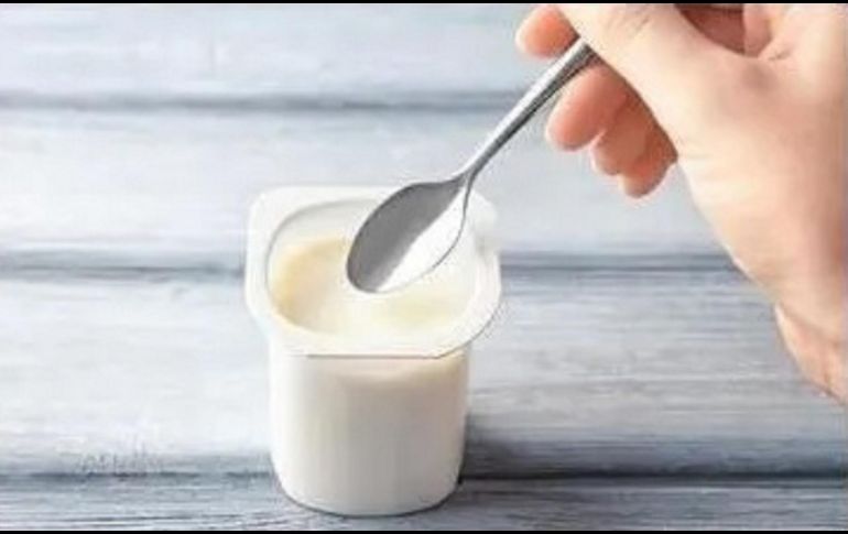 Danone Bebe gastro y Danone Azúl quedaron prohibidos para su comercialización por adicionar azúcares y no cumplir con el contenido mínimo de leche. ESPECIAL