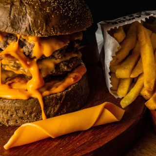 Philadelphia y Grupo Lala rechazan suspensión a venta de quesos