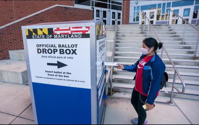 Más de 17.5 millones de estadounidenses ya han votado de forma anticipada. EFE/J. Lo Scalzo
