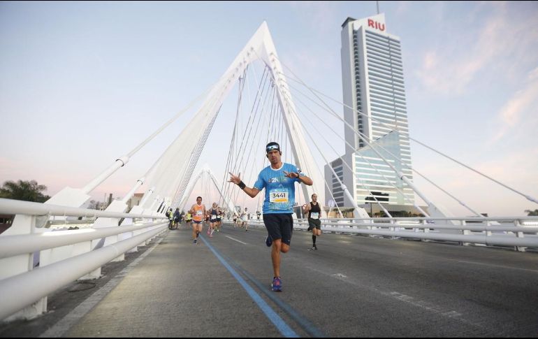 Los participantes podrán sumar kilómetros corriendo, trotando o caminando para cumplir con el reto y mantenerse activos físicamente. EL INFORMADOR/Archivo