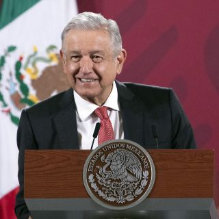 Niega AMLO intervenir en el fallo de tribunal contra el partido de Calderón