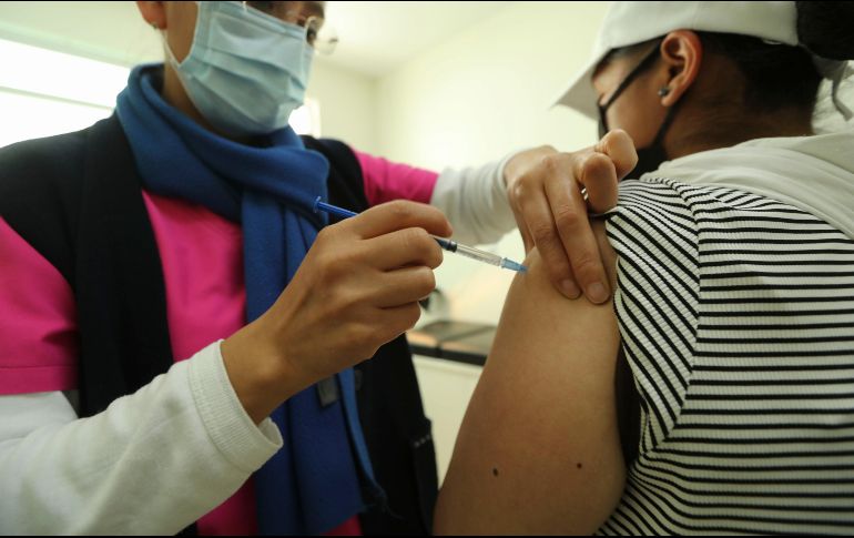 El Gobierno presentó el martes un plan para comenzar adquirir a partir de diciembre suficientes vacunas contra el coronavirus para vacunar a más de 116 millones de mexicanos, 20 millones de los cuales durante el primer trimestre del 2021. SUN / ARCHIVO