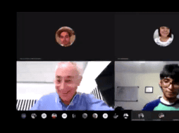 TWITTER/ @liliflorees10