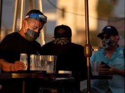 Las personas blancas representaron 51% de las muertes a finales de la primavera y durante el verano. EFE/E. Laurent