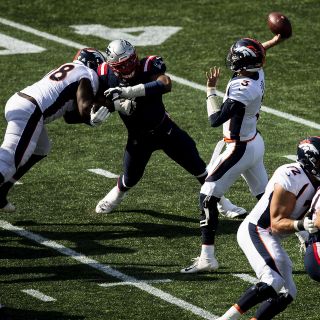 NFL: Broncos vencen a Patriotas en duelo reprogramado