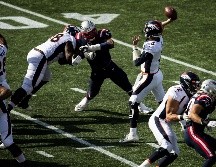 Drew Lock completó 10 de 24 pases para 189 yardas en su primer duelo de titular desde que se lesionó el hombro en la derrota de Denver la semana 2 ante Pittsburgh. AFP / B. Weiss