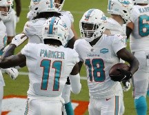 Los Dolphins (3-3) tienen marca de .500 por primera ocasión con el entrenador de segundo año Brian Flores y ocupan el segundo sitio en la División Este de la Conferencia Americana. AFP / M. Reaves