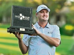 MONARCA. El estadounidense cerró el torneo con -20 golpes. AP