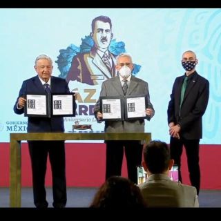 AMLO cancela timbre postal del general Lázaro Cárdenas