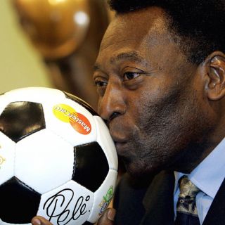 Santos de Brasil despide a Pelé y su legado con una corona