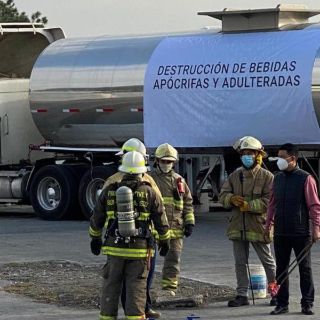 Seguridad en Jalisco: Destruyen 199 mil litros de bebidas ilegales