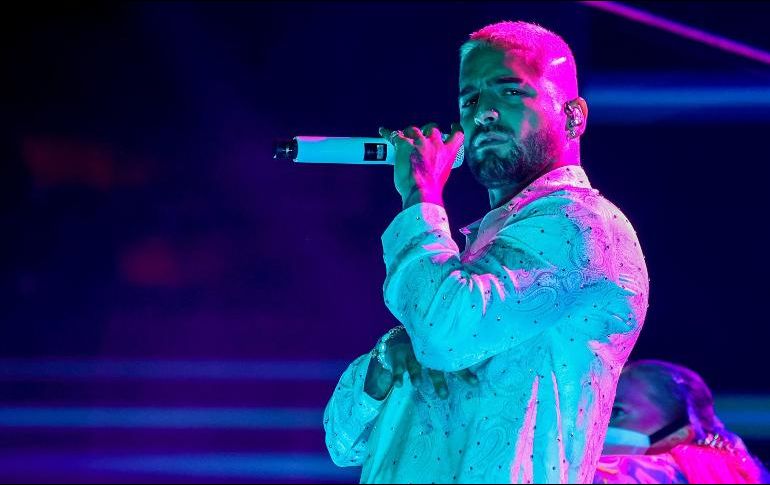Maluma interpretó su más reciente éxito 