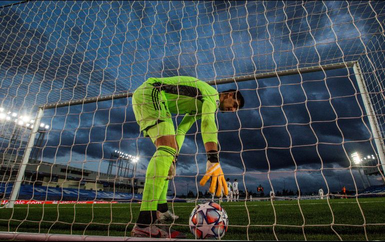 Los merengues tendrán que reponerse del doble batacazo o podrían tener consecuencias serias para el equipo. EFE