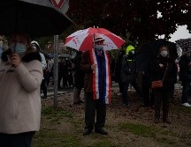 Señalan que los 46 millones de los 67 millones de habitantes de Francia estarán bajo toque de queda desde la 9 p.m. hasta las 6 a.m. EFE / J. De Rosa