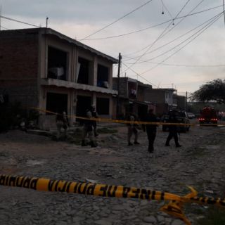 Tras ataque directo, se incendia casa en Tlaquepaque