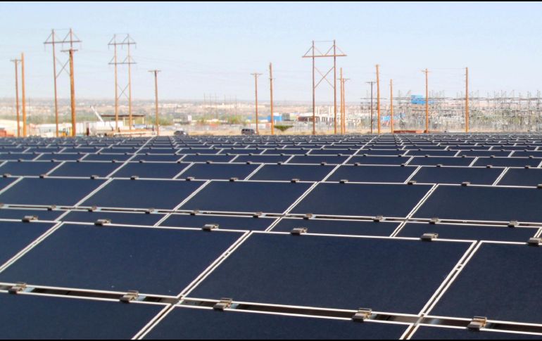 La SCJN ordenó la suspensión definitiva de la política de la política que limitaba la producción eléctrica renovable de los privados.AP/S. Montoya