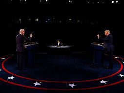 En el debate se tocaron temas como la pandemia, conflictos con gobiernos extranjeros, migración, racismo y cambio climático. AP/J. Bourg