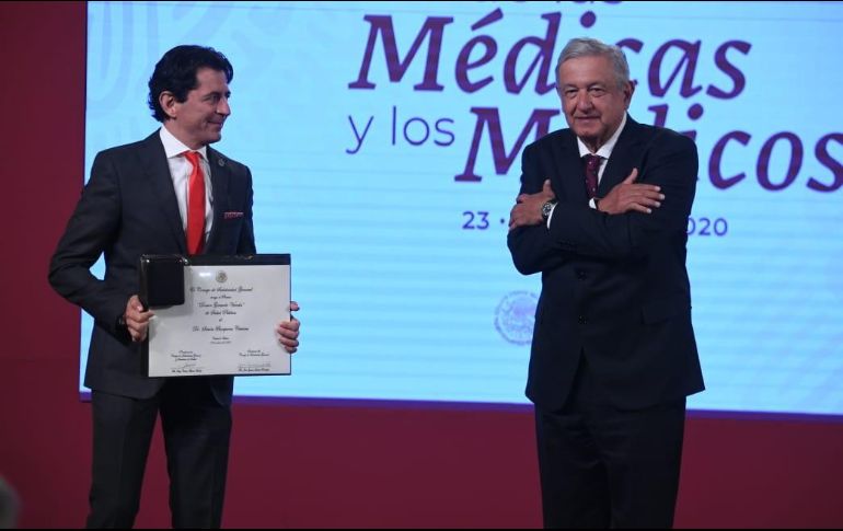 Durante su conferencia matutina, el Mandatario destacó que los trabajadores de la salud, en medio de la polarización que se atraviesa, cerraron filas y se avocaron a atender la emergencia sanitaria. SUN / H. García