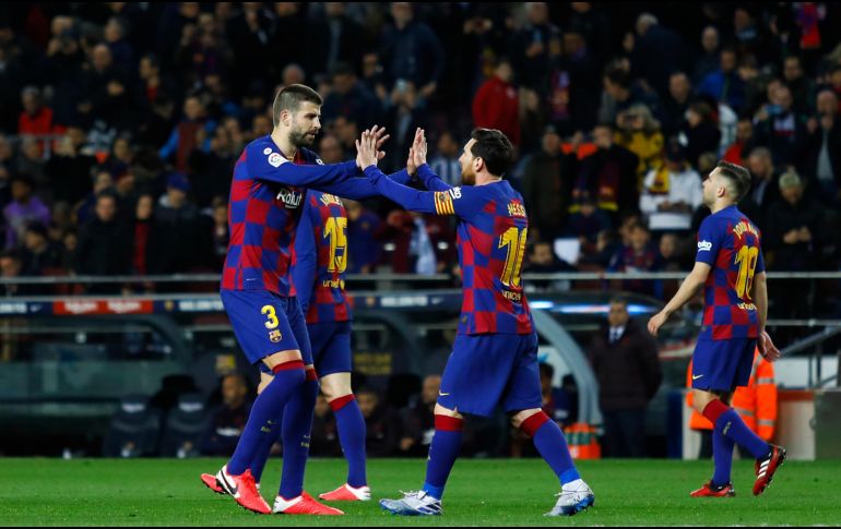 El central del Barcelona, Gerard Piqué, se mostró decepcionado por la forma en que el club manejó el amago de salida de Leo Messi. Imago7 / ARCHIVO