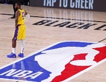 La NBA informó este viernes a sus equipos que planea comenzar la próxima temporada unos días antes de Navidad con un calendario reducido que podría concluir antes de los Juegos Olímpicos de Tokio. AFP / ARCHIVO