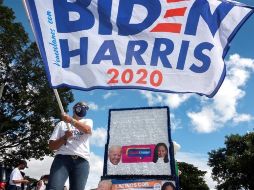 Del total de cuatro millones 771 mil 956 votantes, más de 3.38 millones han emitido su sufragio por correo. EFE/C. Herrera