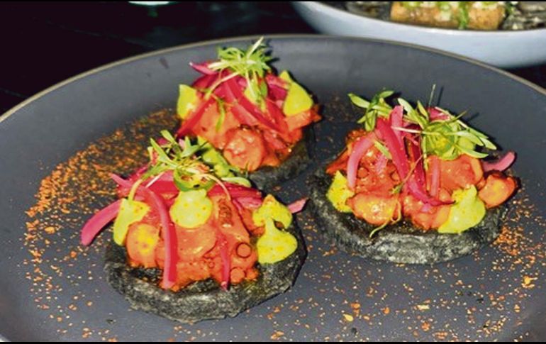 Sabor. Sopes de pulpo. ESPECIAL