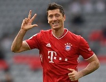 Lewandowski no anotó en el triunfo contra Atlético de Madrid en la Champions League el miércoles y evidentemente sintió la necesidad de compensarlo, elevando a 10 goles su total en cinco partidos de la liga. AFP / C. Stache