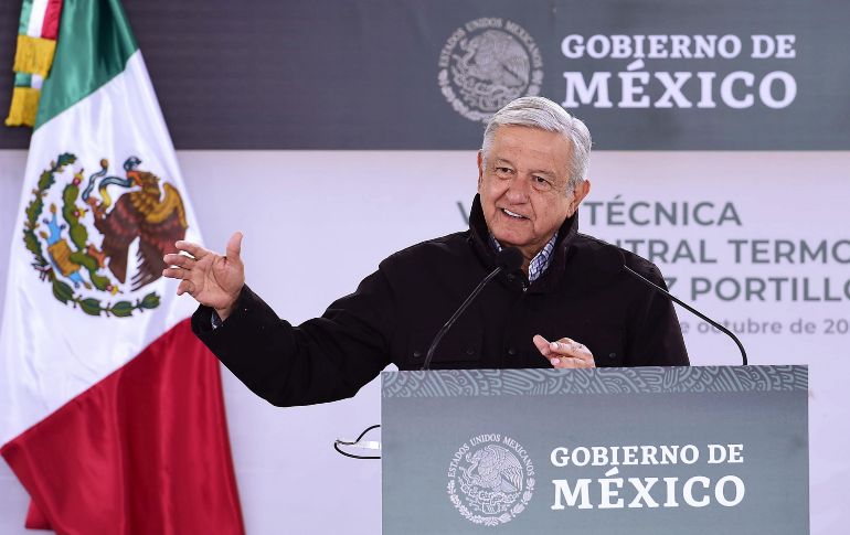 López Obrador realizó una visita a una central termoeléctrica en el estado de Coahuila, este sábado. EFE/ Presidencia de México