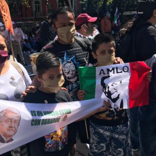 Inicia marcha pro AMLO; buscan hacer frente a Frena