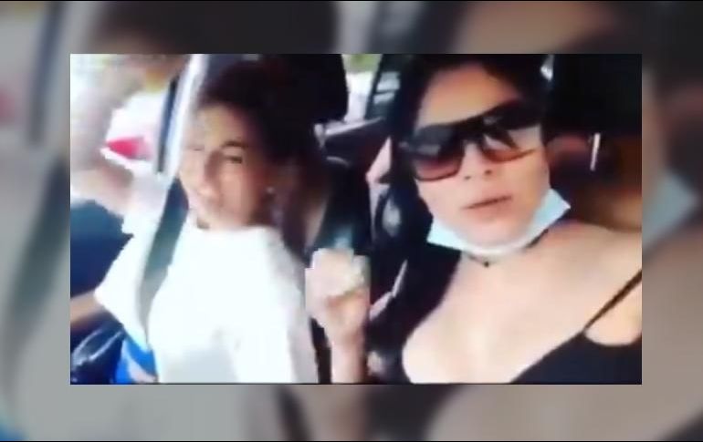 Usuarios de redes sociales no tardaron en viralizar el clip y burlarse de la nueva lady. ESPECIAL /