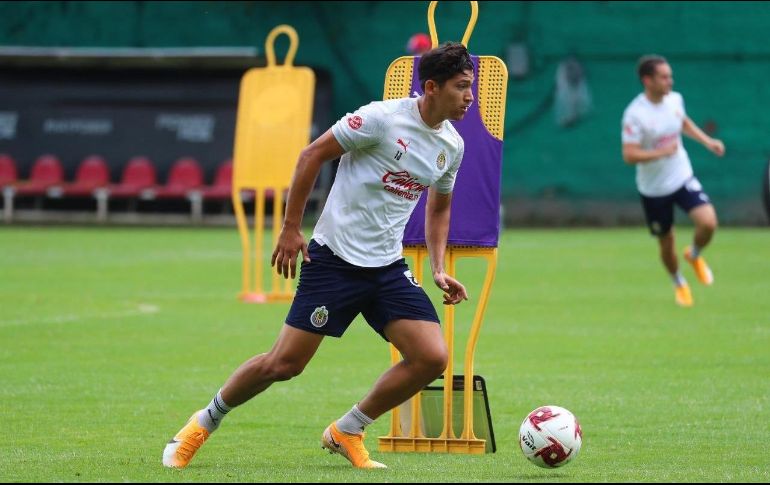 Zaldívar no ha podido consolidarse nuevamente en el primer equipo de Chivas. TWITTER / @AZaldivar_