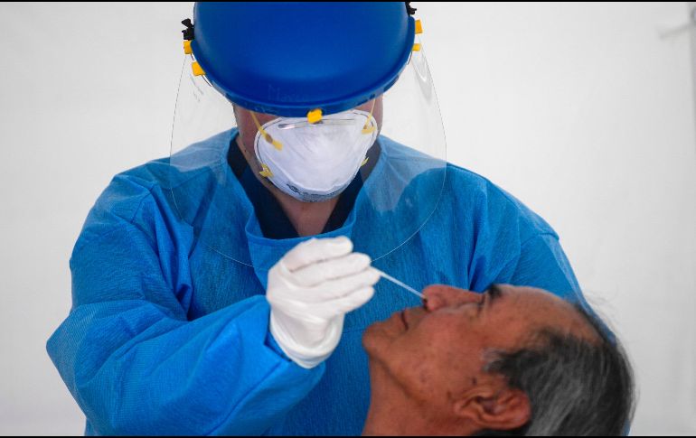 Detallan que hay 20 entidades que se mantienen con los contagios, mientras que ocho representan repunte de casos. AFP / ARCHIVO