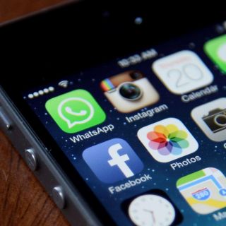 WhatsApp: Cómo activar el nuevo buscador de stickers